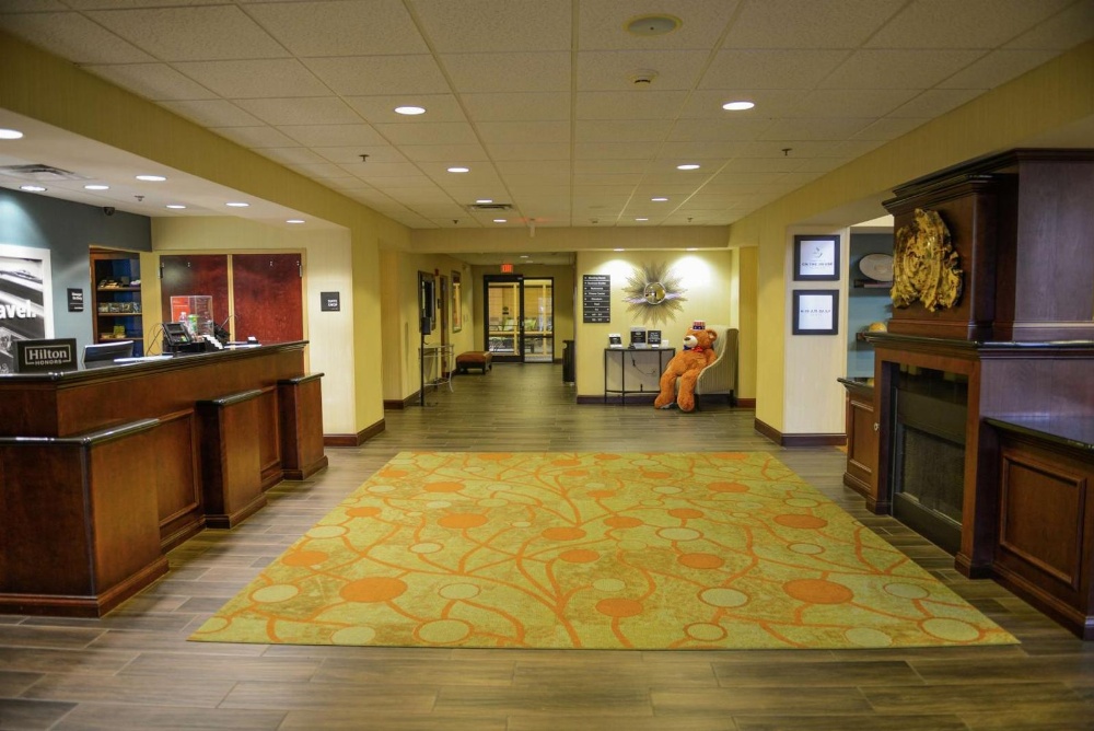 Hampton Inn By Hilton Knoxville-North